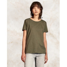 BCTW049 - B&C BE INSPIRED - T-shirt Inspire Plus femmeBCTW049 - B&C BE INSPIRED - Inspire Plus FemmeB&C